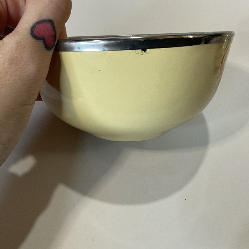 Vintage Kitchenmate MCM cream & orange floral enamel dessert bowls 4.5” - Picture 12 of 15